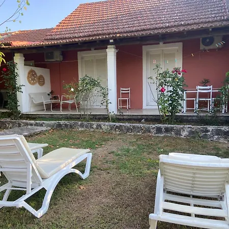 Dionysias House 度假居