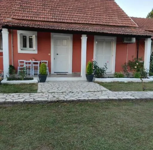 Dionysias House Hébergement de vacances *