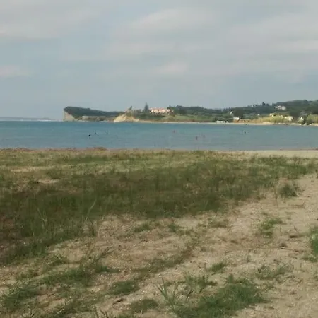 Dionysias House Ferienhaus Astrakeri