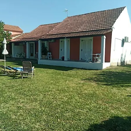 Dionysias House Ferienhaus Astrakeri